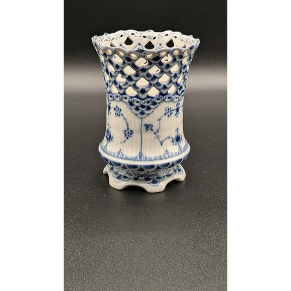 Royal Copenhagen Denmark Blue Fluted Full Lace Cigar Cup 1016 - Picture 2 of 8